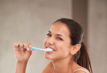 Ten Tips For Cleaning Your Teeth