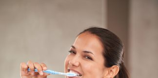 Ten Tips For Cleaning Your Teeth
